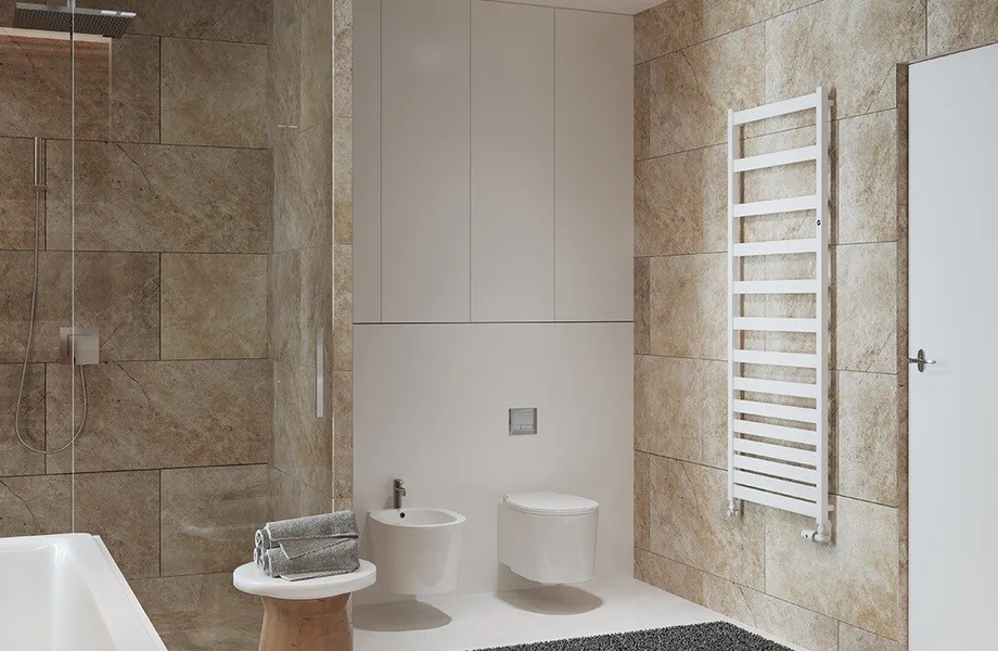 Koupelnový radiátor BELTI barva dle vzorníku Barva radiátoru - Skupina barev [1], Rozměr radiátoru - 600 × 1573 mm, výkon 667 W, Typ připojení - Klasické (spodní)